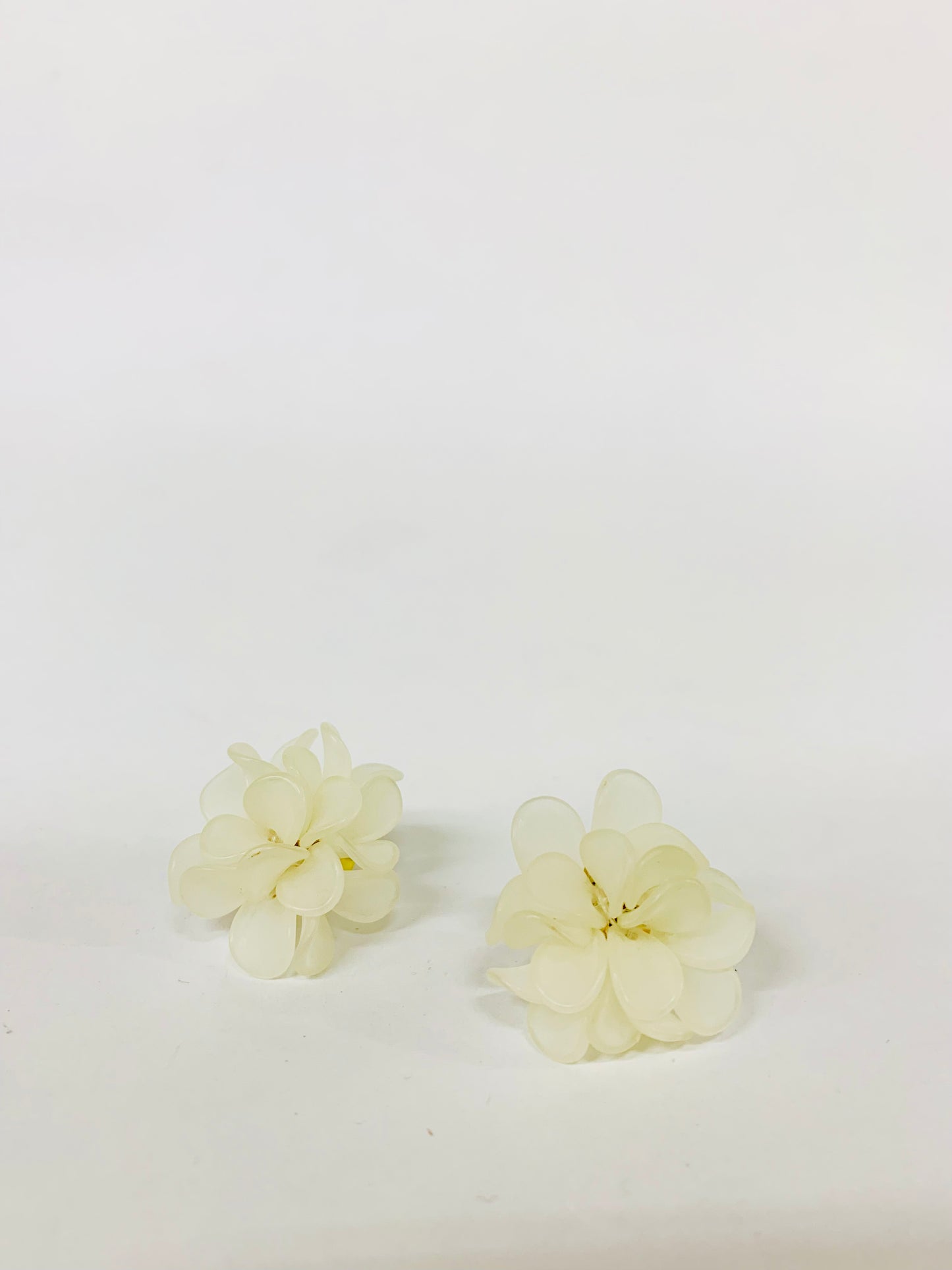 Aretes Flores Blancas