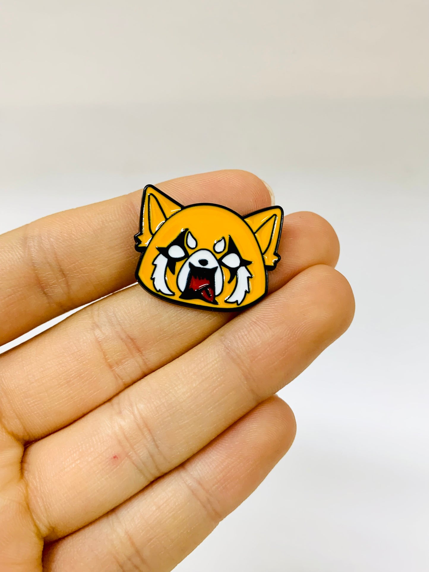 Pin Aggretsuko